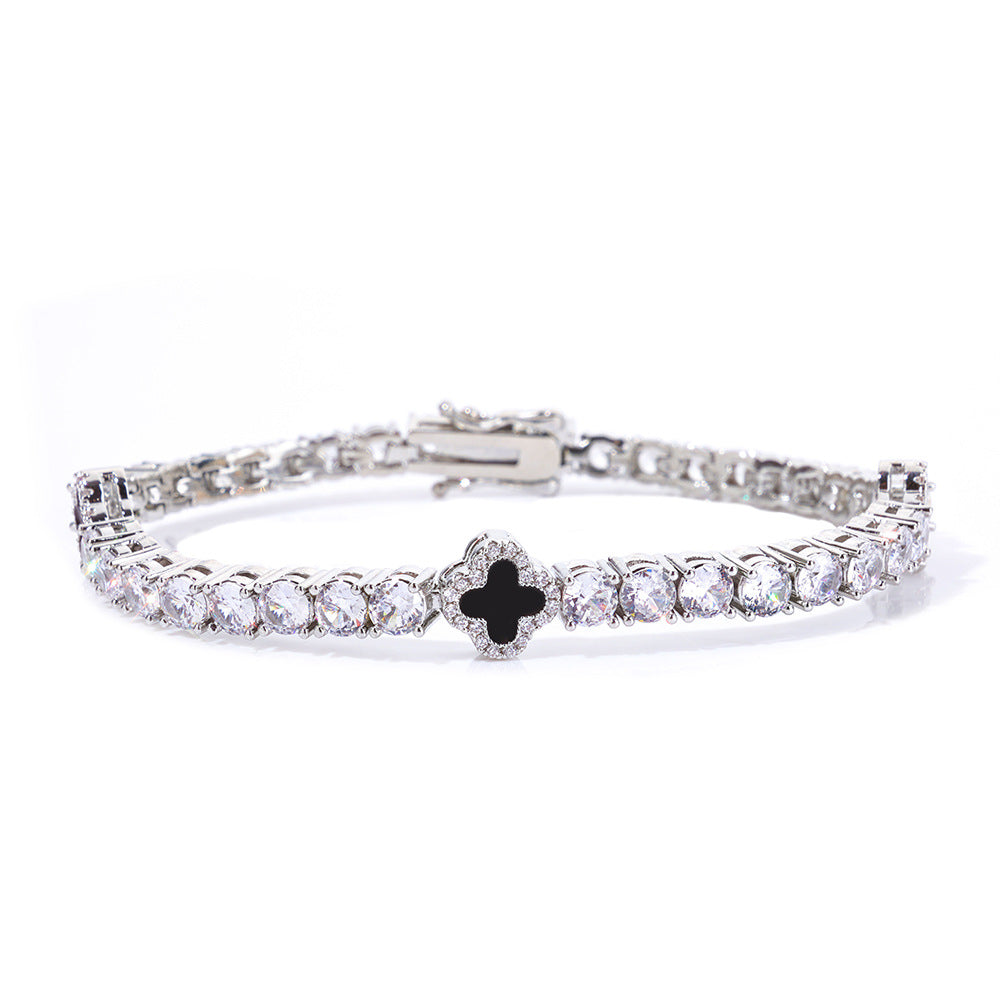 Four Leaf Clover Diamond Bracelet
