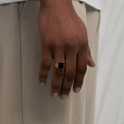 Royal Signet Ring (Gold)